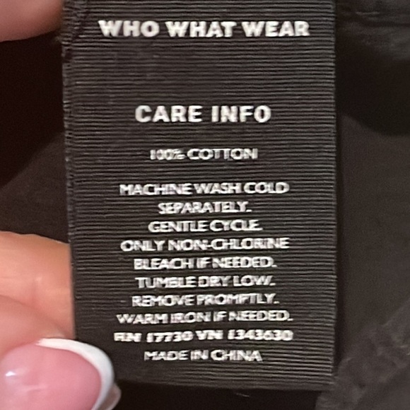 WHO WHAT WEAR BUTTON DOWN PUFF SLEEVE BLOUSE BLACK SIZE MEDIUM - Picture 7 of 8